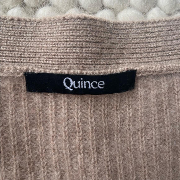 Quince cashmere cardigan - Picture 2 of 5